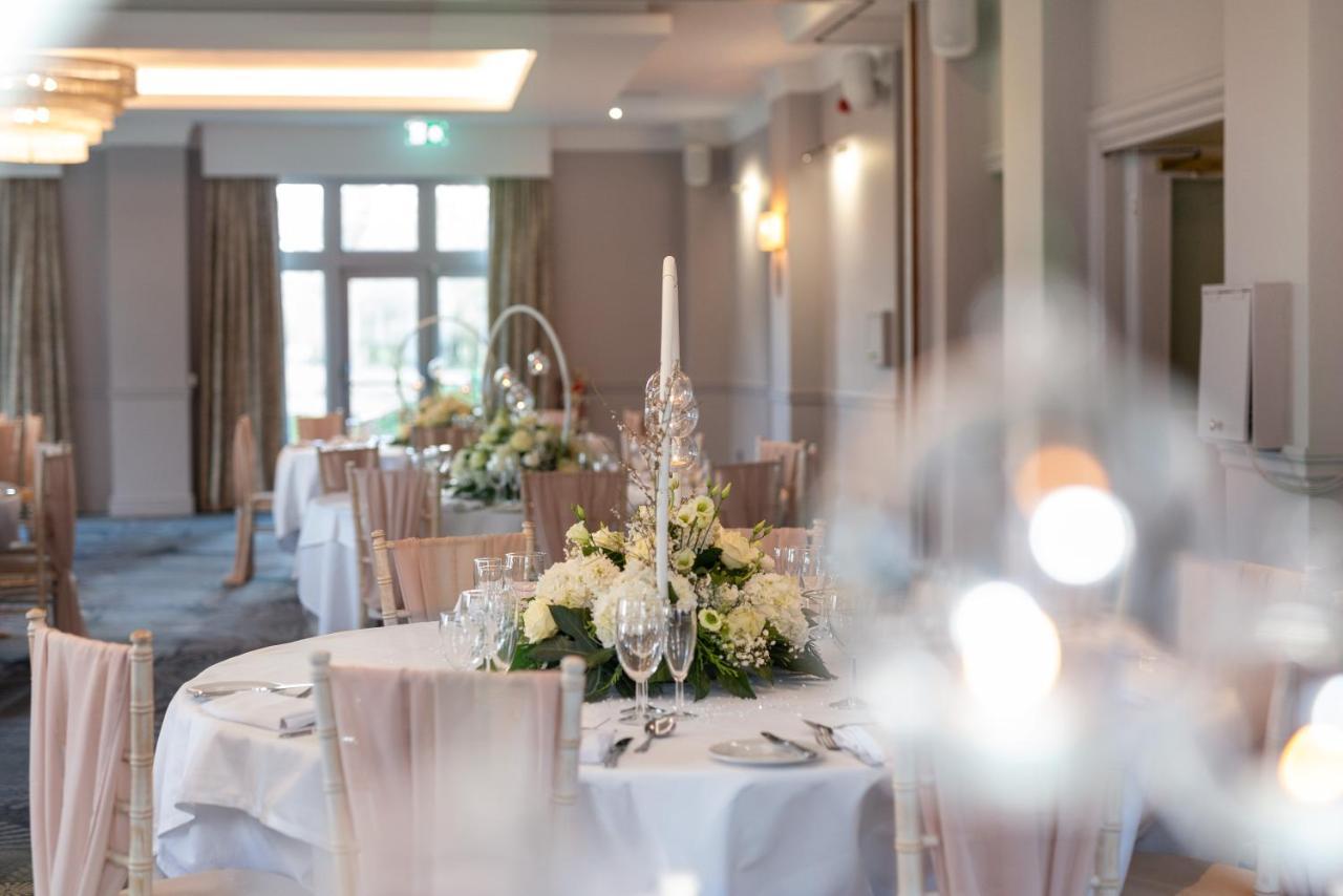 Mercure Blackburn Dunkenhalgh Hotel & Spa Акрингтън Екстериор снимка