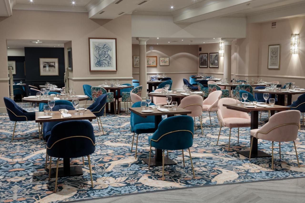 Mercure Blackburn Dunkenhalgh Hotel & Spa Акрингтън Екстериор снимка