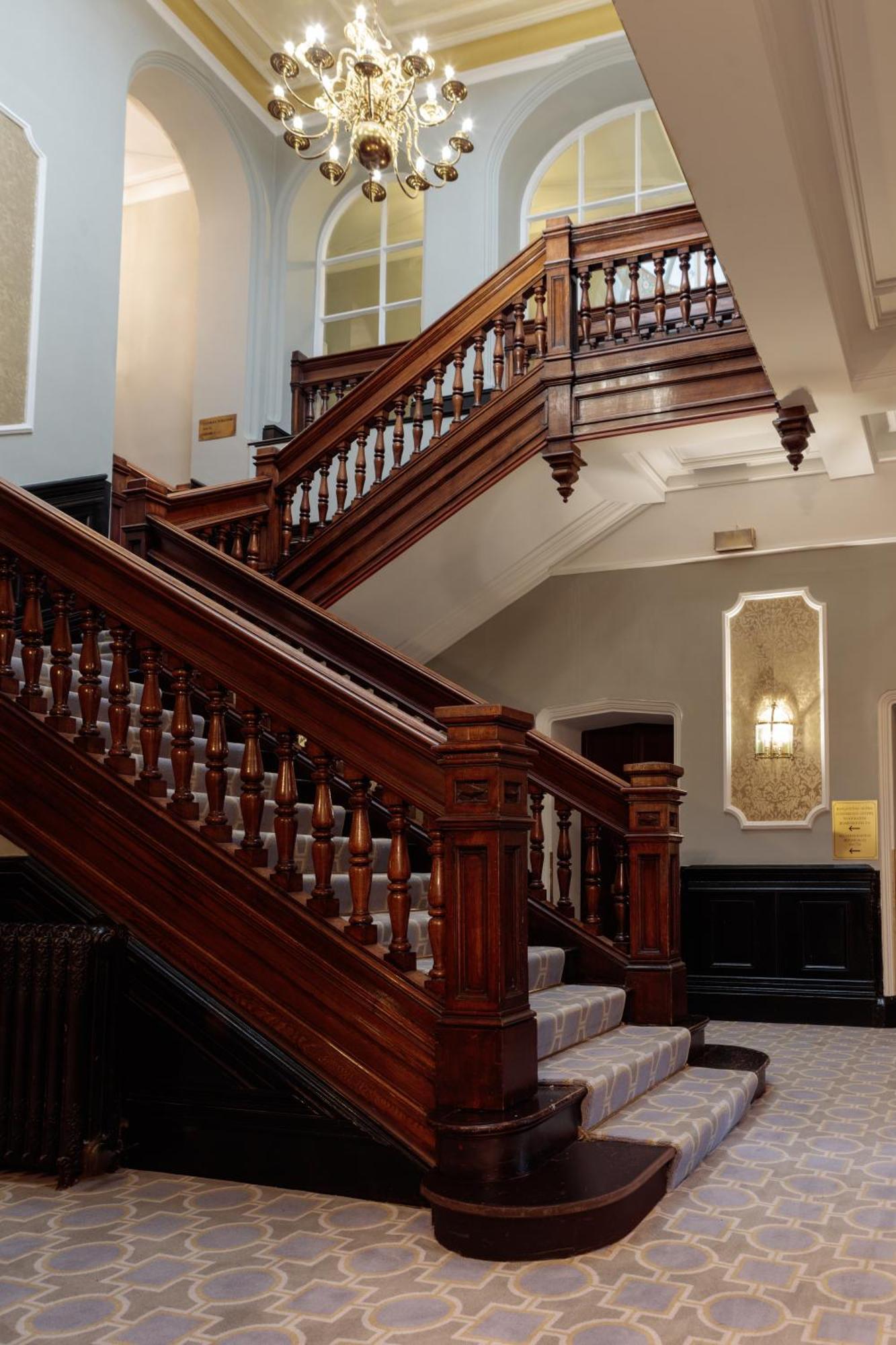 Mercure Blackburn Dunkenhalgh Hotel & Spa Акрингтън Екстериор снимка