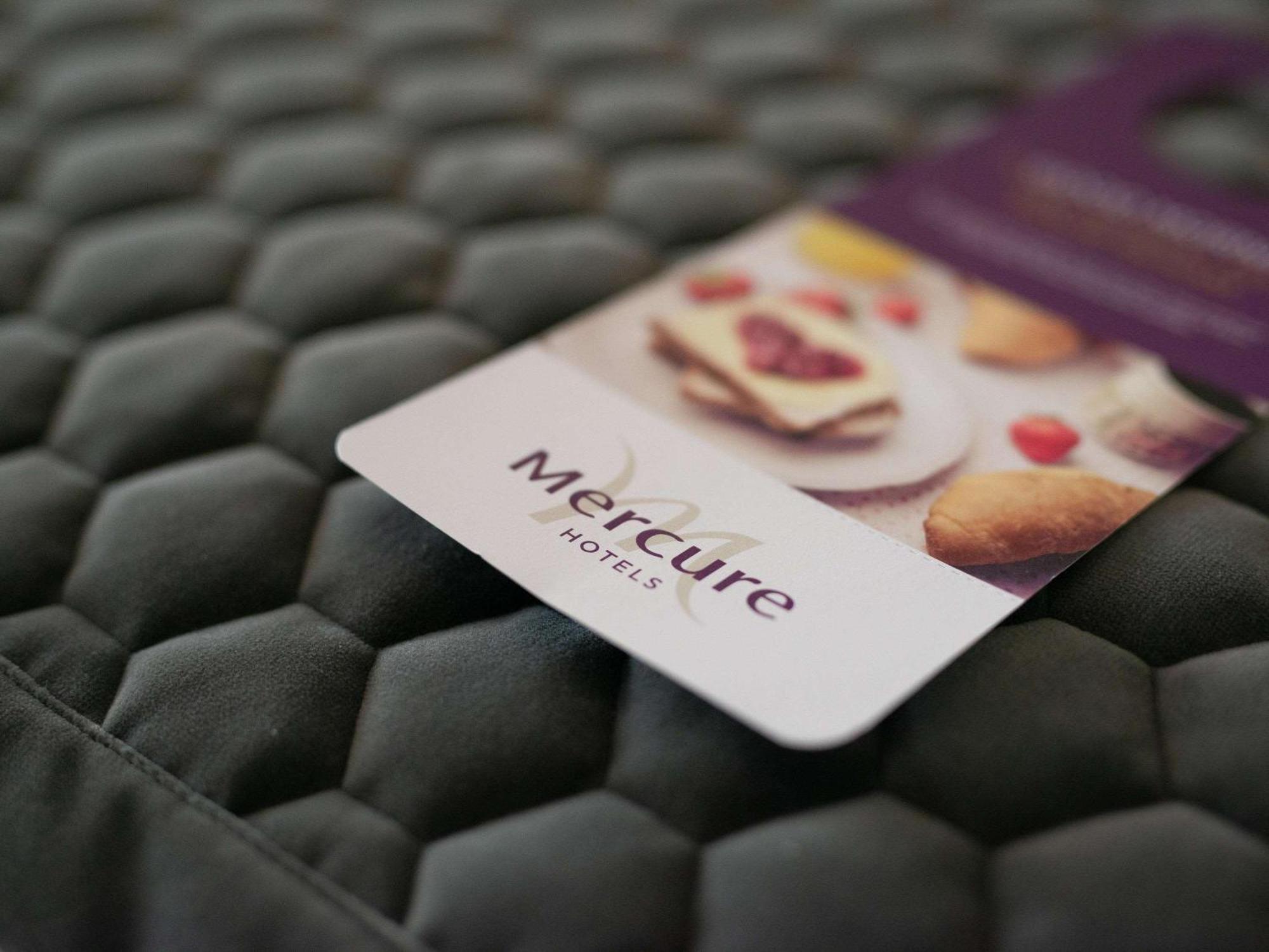 Mercure Blackburn Dunkenhalgh Hotel & Spa Акрингтън Екстериор снимка
