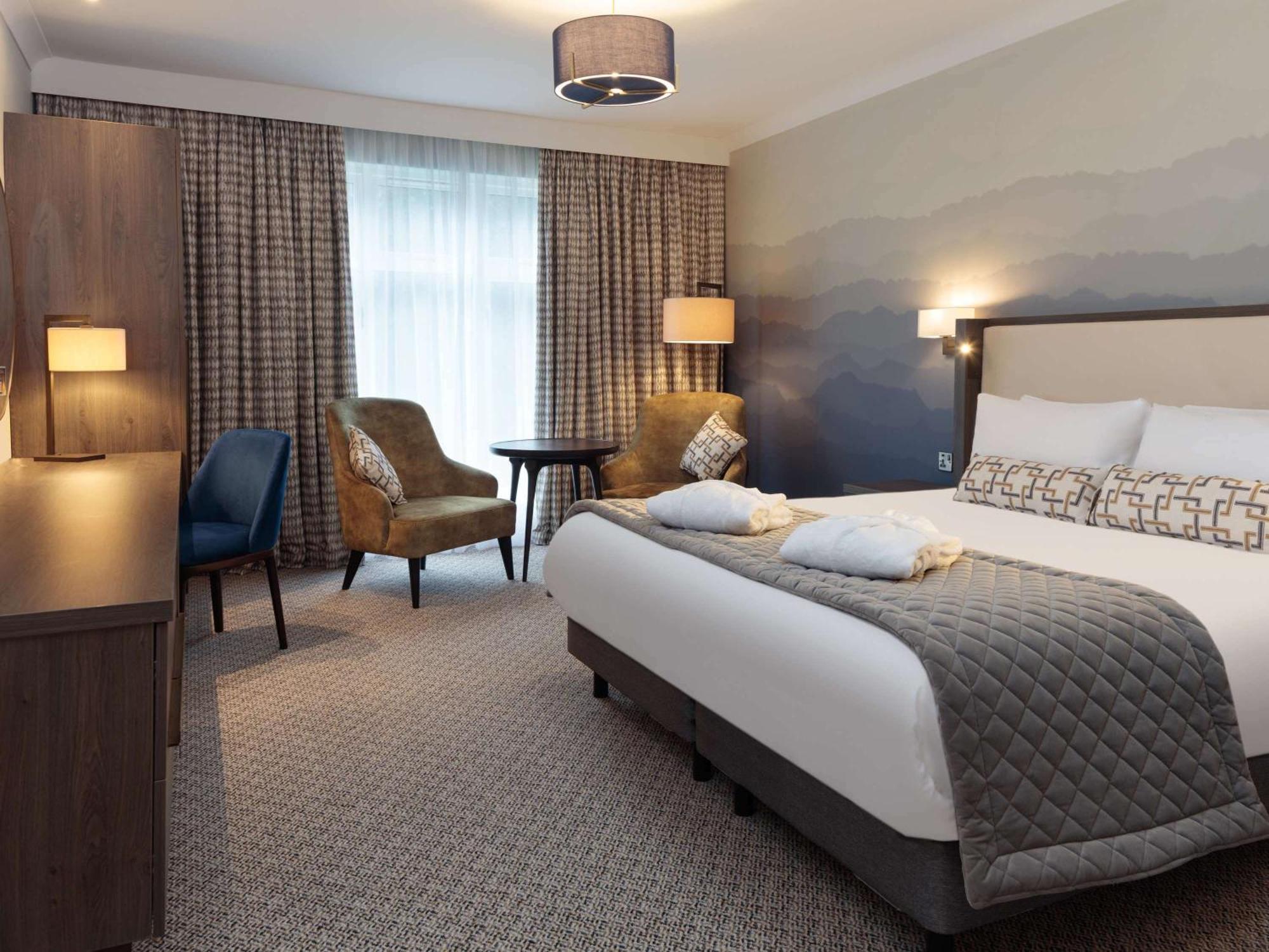 Mercure Blackburn Dunkenhalgh Hotel & Spa Акрингтън Екстериор снимка